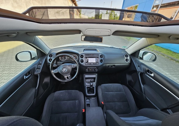Volkswagen Tiguan cena 49999 przebieg: 210000, rok produkcji 2012 z Ostrów Mazowiecka małe 466